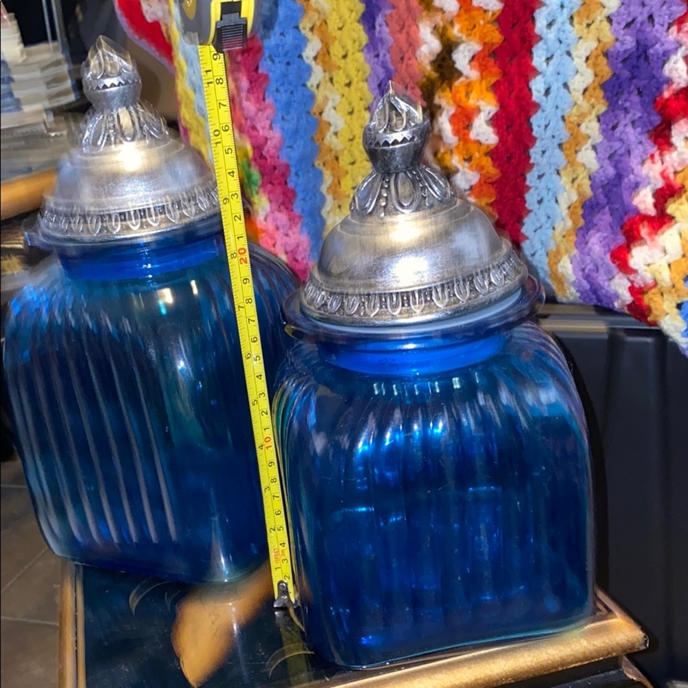 BX50 Blue Glass Canisters with Silver Lids set of 2 - Picture 6 of 6